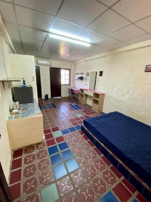 Ratanawong Place 405 Банкок Екстериор снимка